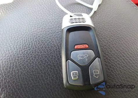 2018 Audi Q7 3.0T Premium из США, поврежденный, VIN WA1VAAF7XJD048591